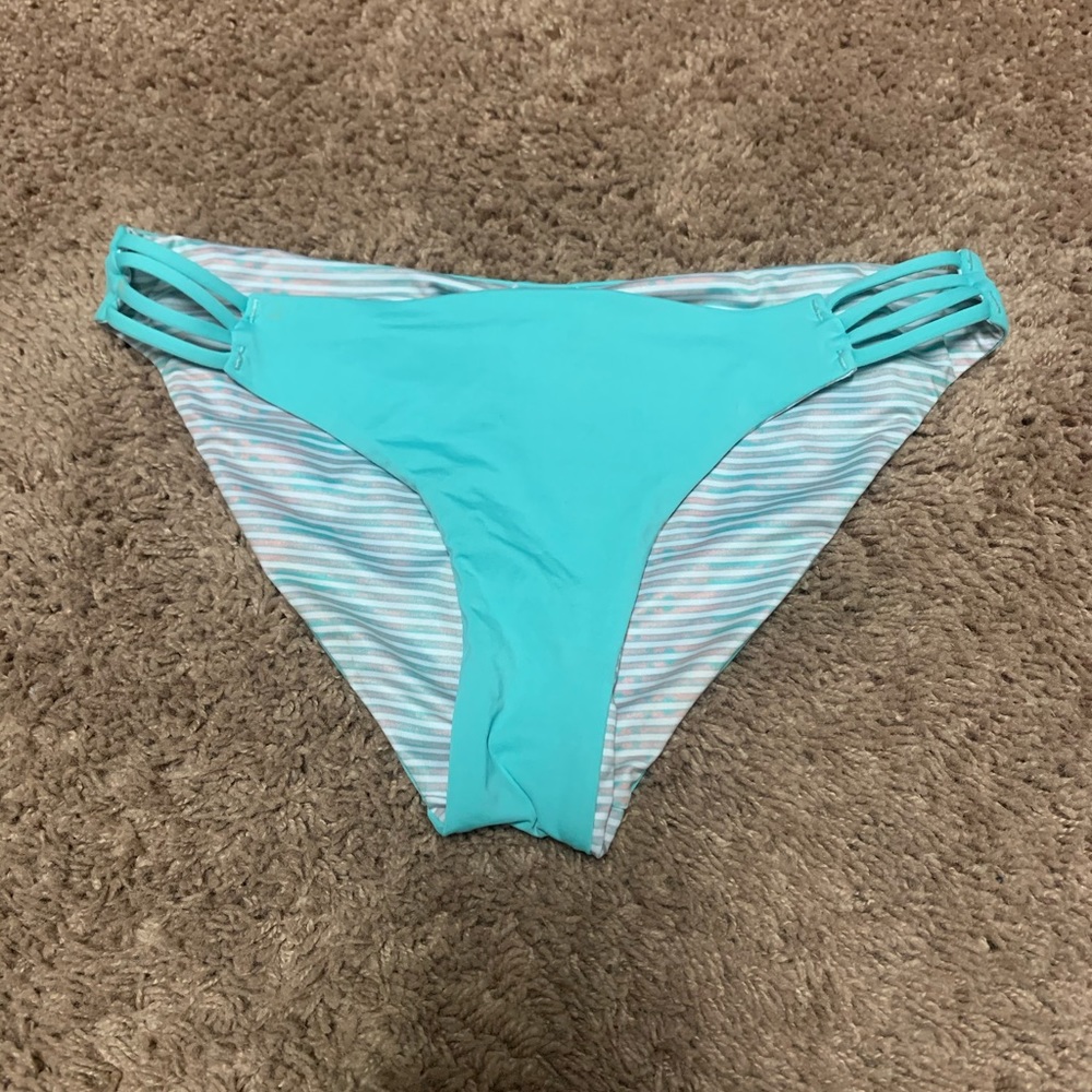 Bikini Bottom - image 3